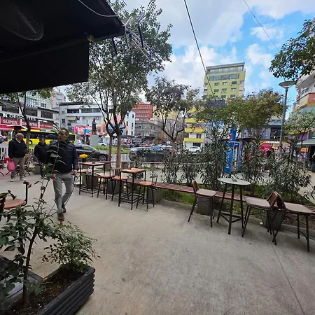 Twoviews Apartements 1 Daire Tiran